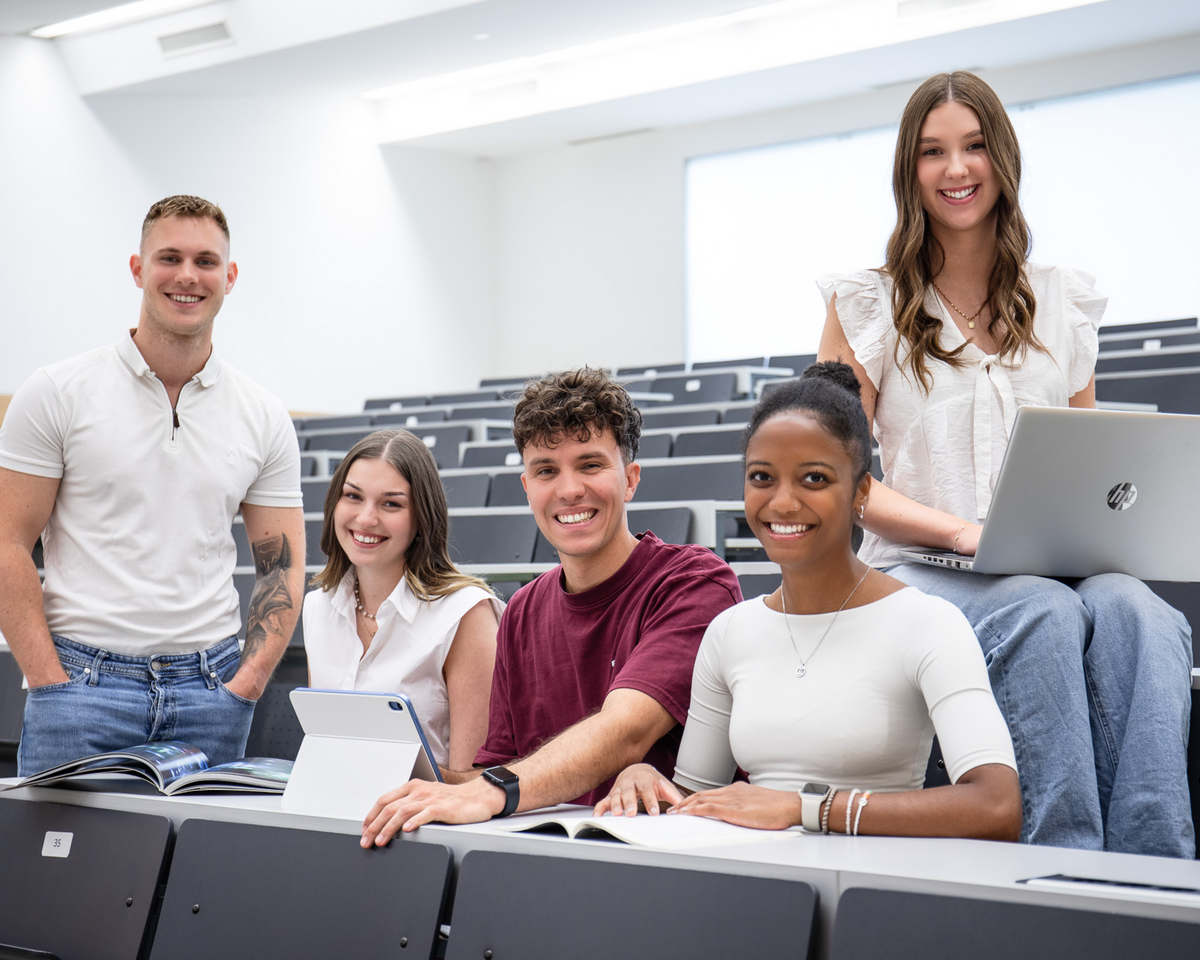Studierende im Horsaal