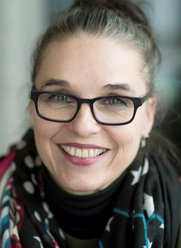 Manuela Naveau