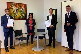 Webbild - Unterzeichnung des Kooperationsvereinbarung zwischen der PH OÖ und dem OeAD